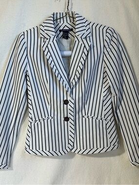 Boston Proper Women’s Size 4 Blue & White Striped Two Button Blazer Jacket